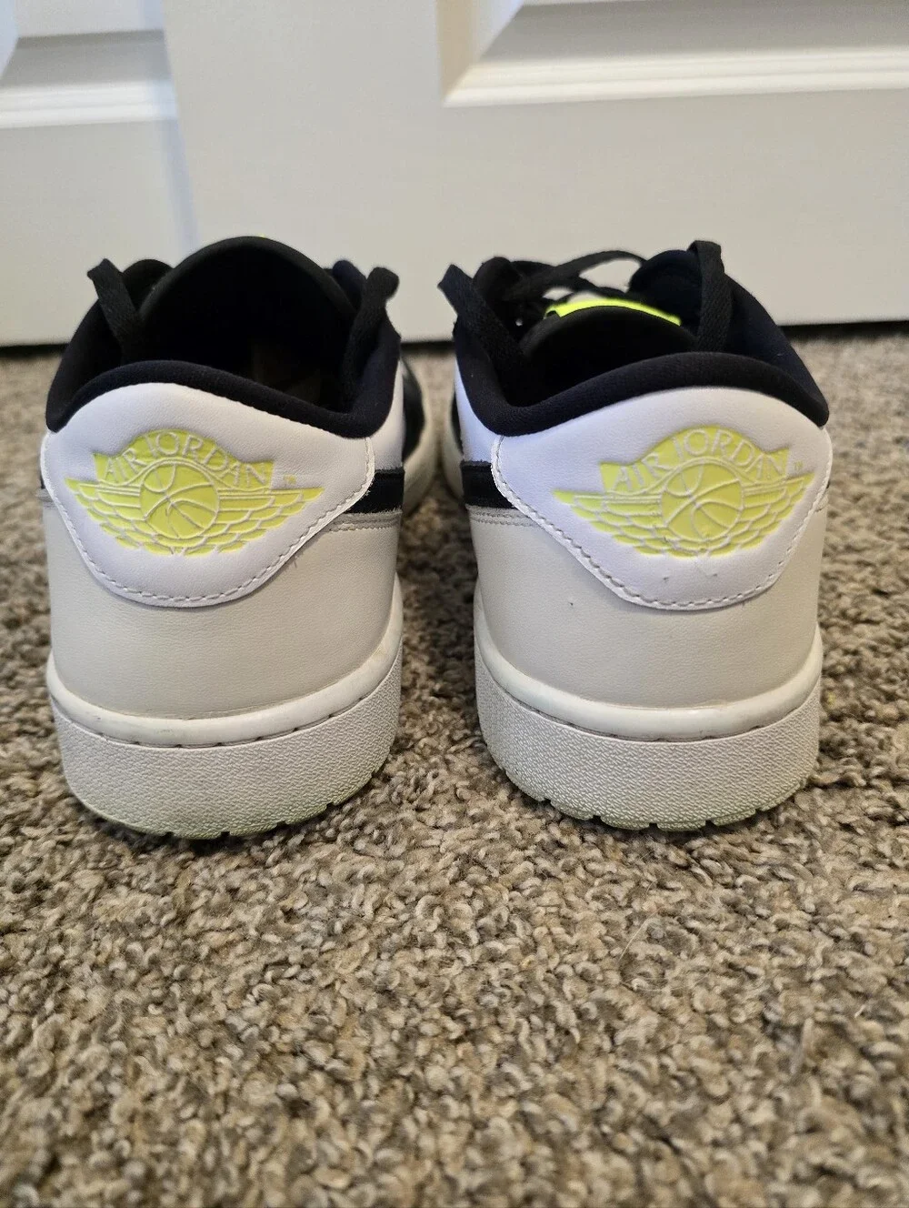 Nike Air Jordan 1 Retro Low Golf Phantom Volt